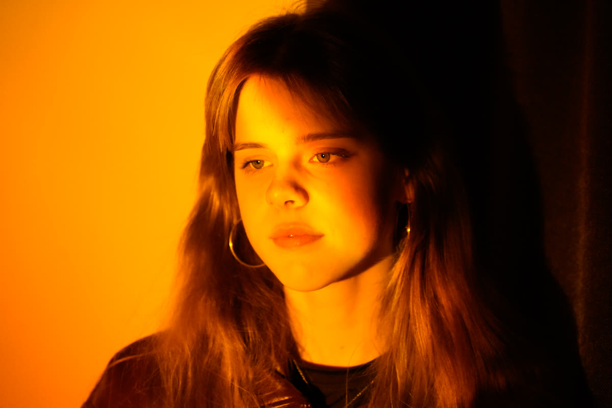 Retrato em luz quente